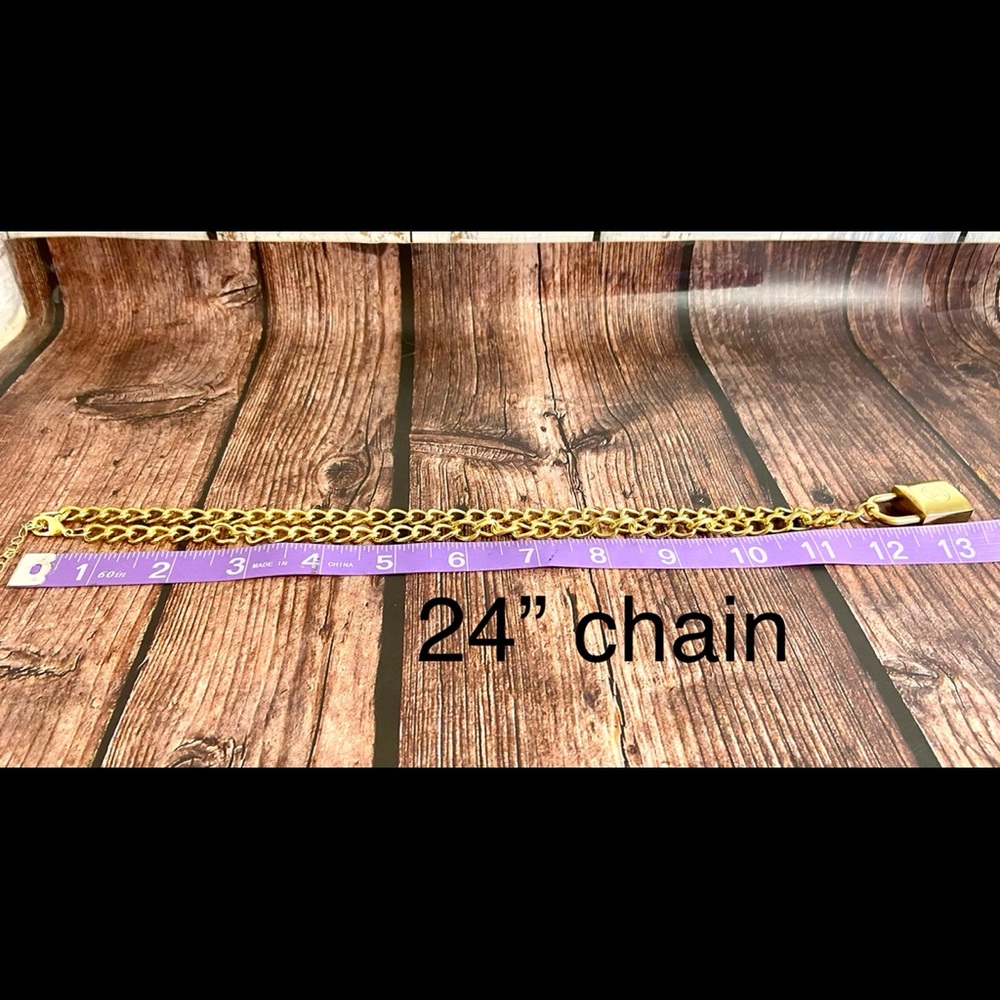 🔒Louis Vuitton Lock Necklace vintage lock🔒 - Picture 3 of 5